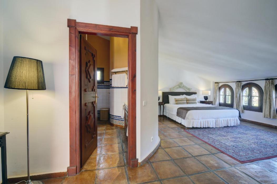 Villa Lampara En La Colina Benahavis Luaran gambar