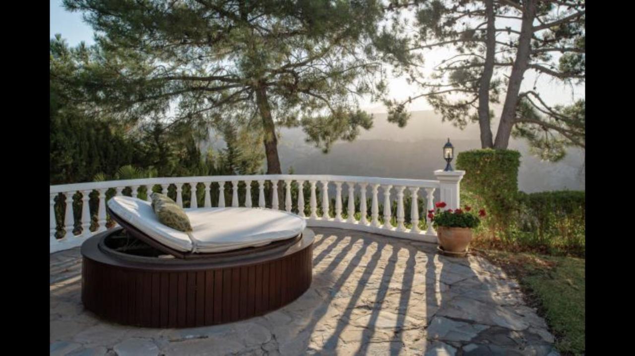 Villa Lampara En La Colina Benahavis Luaran gambar